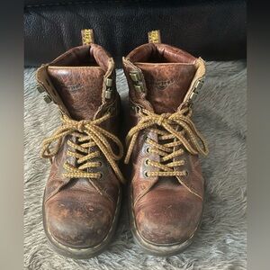 Men’s  Dr. Martens” Rustic “  Leather Boots ( 9 )
